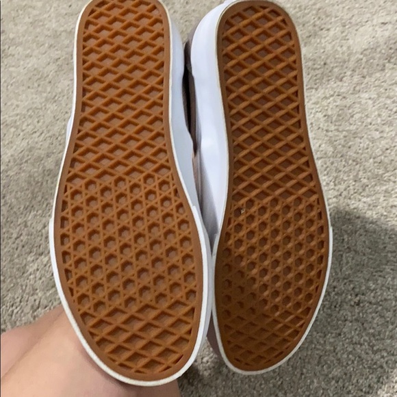 Vans - Picture 3 of 4